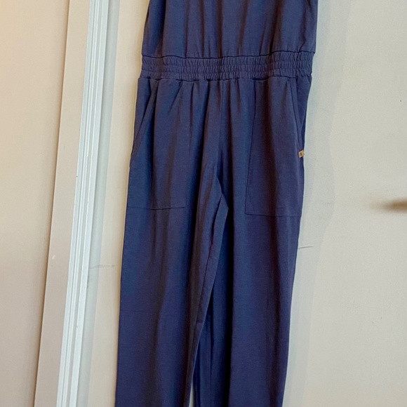 tentree Navy Jumpsuit - Picture 5 of 5